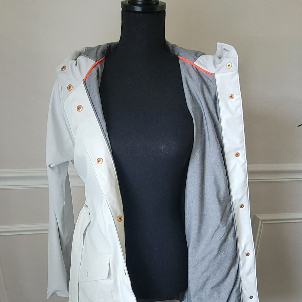 Helly Hansen-Women's Kirkwall II Raincoat- WHITE- SIZE Small (No. 53252) - Picture 8 of 8